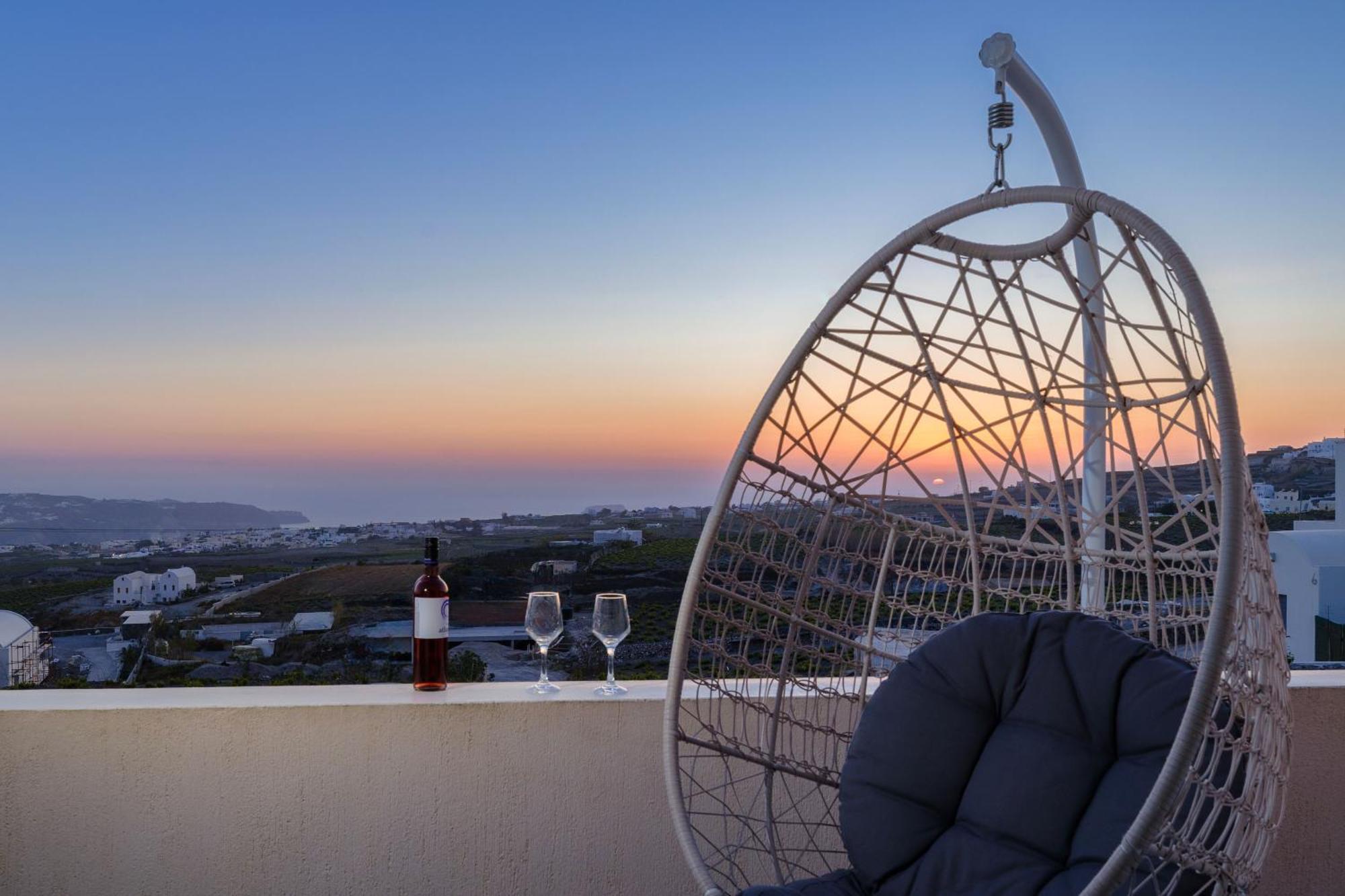 Cinnamon Villa With Private Hot Tub Pyrgos Kallistis Exterior photo