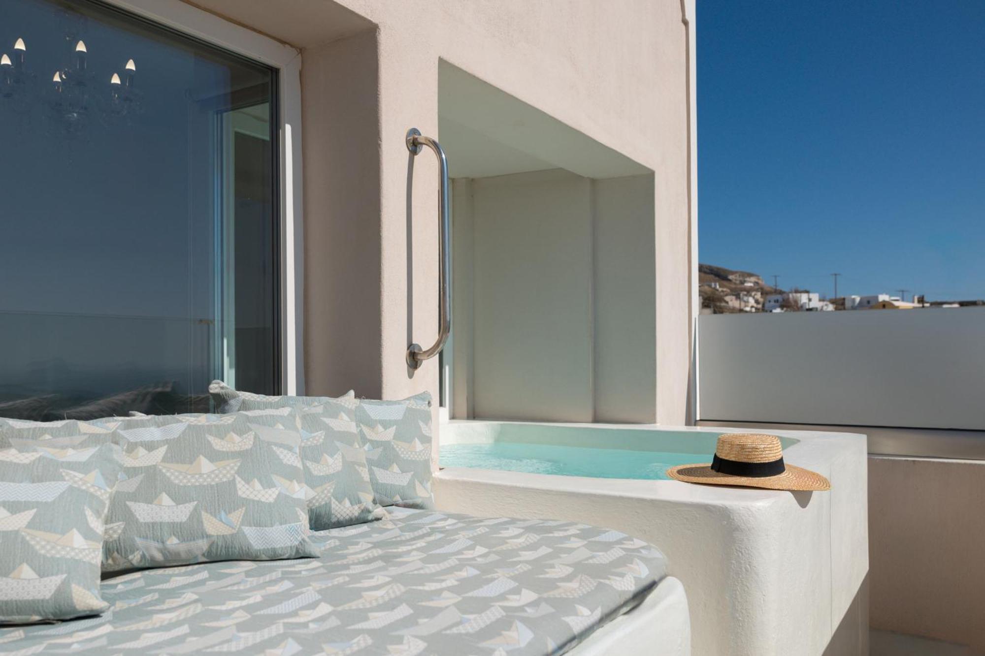 Cinnamon Villa With Private Hot Tub Pyrgos Kallistis Exterior photo